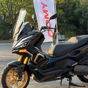 适用光阳赛艇X350改装加高挡风玻璃X350风挡挡雨板配件加厚防抖
