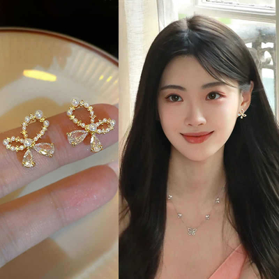 法式轻奢气质金色不对称珍珠款蝴蝶结耳钉设计感日常百搭气质耳饰