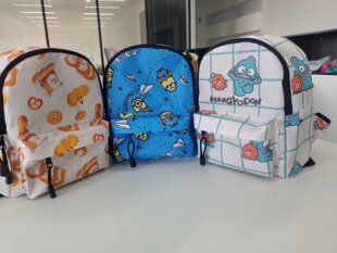 日单儿童书包/数码卡通/反光标，丑鱼/小黄人/面包小偷/米菲