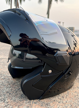 2025新款摩托车头盔全盔男揭面盔电动车机车全覆式dot四季通用