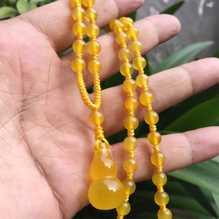 天然黄玛瑙小葫芦吊坠本命年冰种玉髓葫芦挂件项链甜美女网红同款