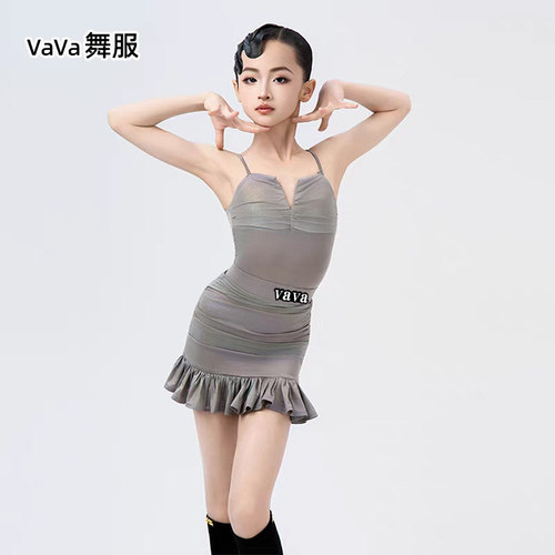 vava拉丁舞服高档比赛服女童吊带V形领上衣花边裙练功服套装演出