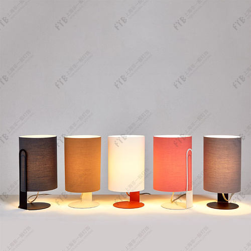 简约现代经典时尚个性亚麻米白布艺台灯客厅卧室别墅会所展厅灯具