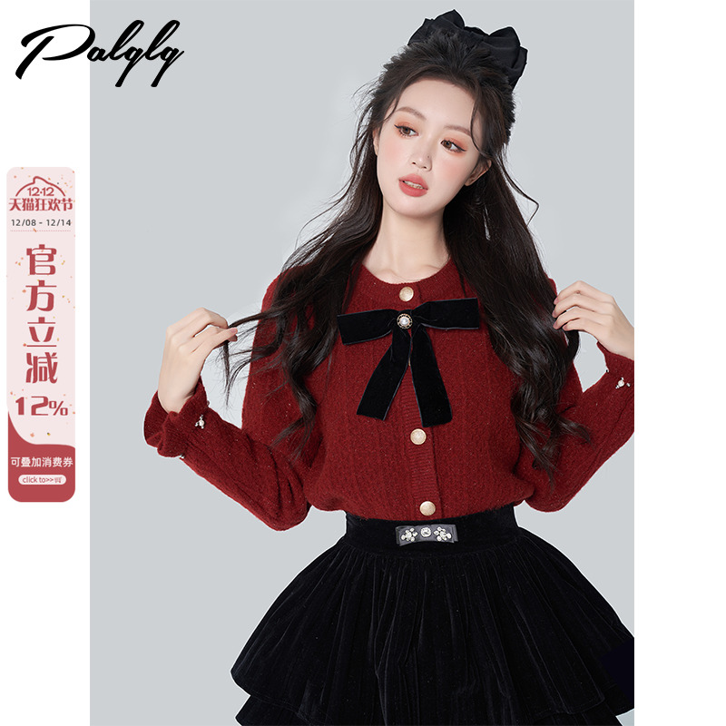 气质蝴蝶结胸针亮丝圣诞圆领毛衣