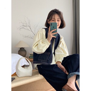 日系复古牛仔马甲女春秋叠穿背心外搭小个子设计感坎肩马夹