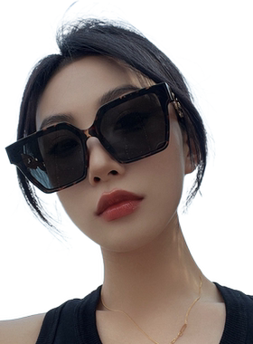 大框茶色眼镜高级女方形
