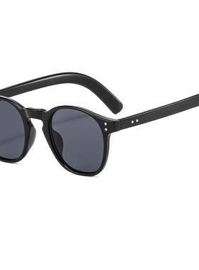 男士墨镜2022时尚女街拍