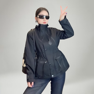 2025秋冬新款 气质风衣外套女连帽收腰洋气高级设计感纯色冲锋衣潮
