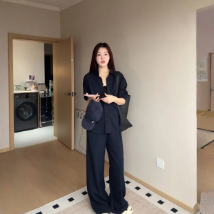 大码女装休闲运动风薄款套装夏季时尚V领长袖衬衫直筒长裤两件套
