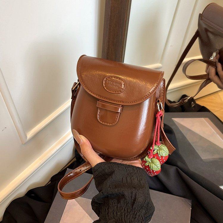 复古通勤马鞍小包包女2026新款春夏流行斜挎豆豆包迷你手机,箱包皮具/热销女包/男包,通用款女包,淘宝优惠券,粉丝福利购,淘宝优惠卷