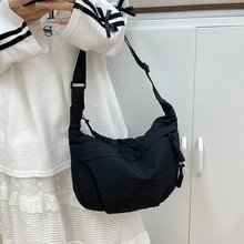 斜挎包女饺子小包夏季新款大容量包包女式2025休闲轻便布包女包