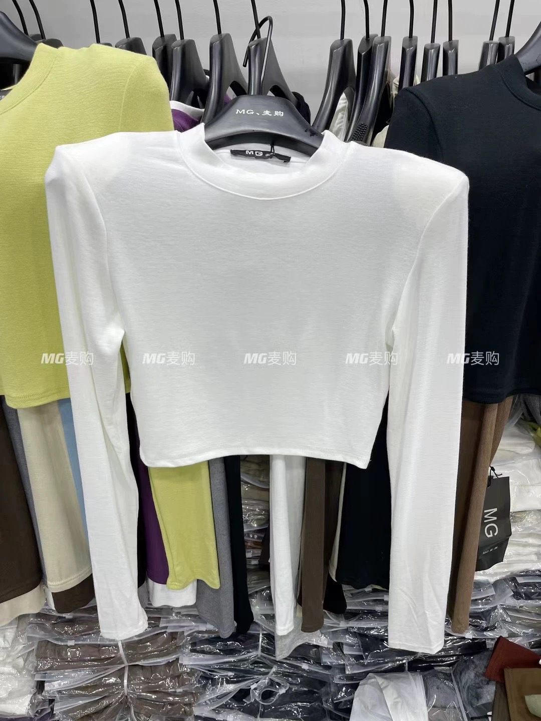 韩版2025秋季新款净版长袖短款纯色时尚百搭显瘦长袖T恤上衣女潮