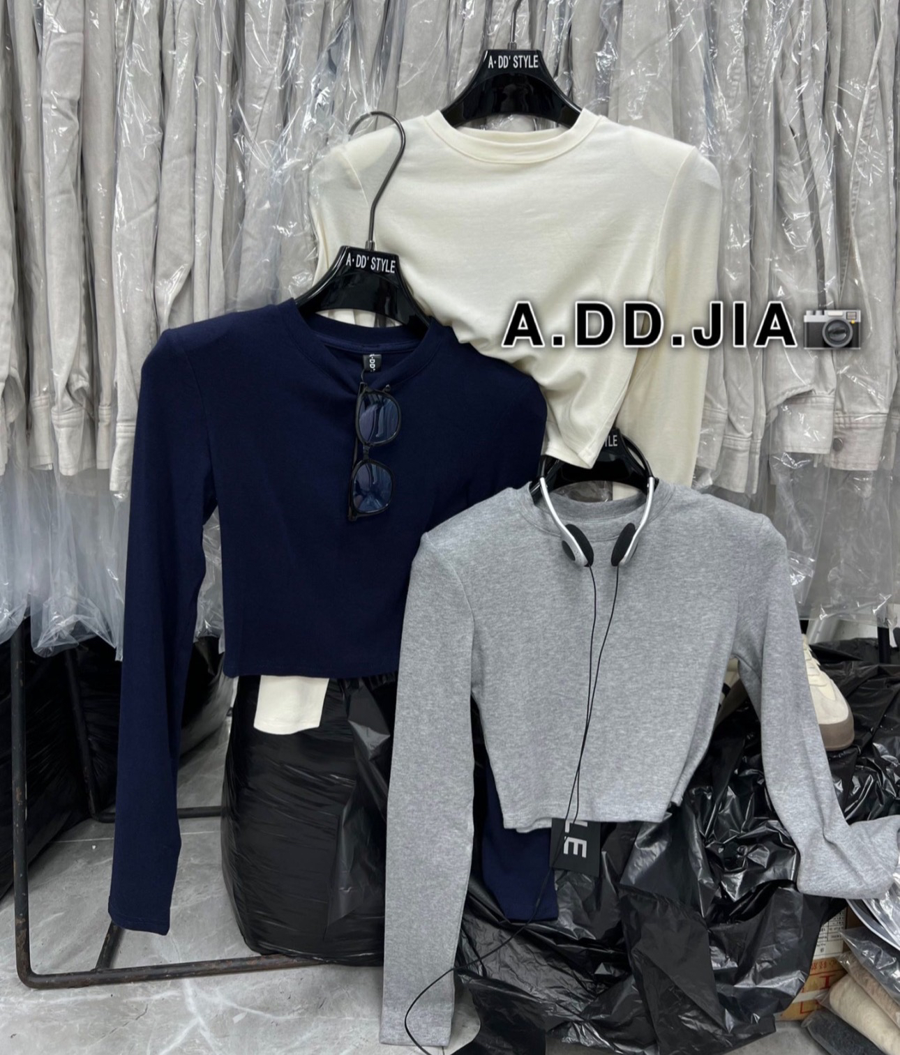 ADD亲肤舒适打底~2025净版圆领垫肩长袖短款纯色时尚百搭显瘦T恤