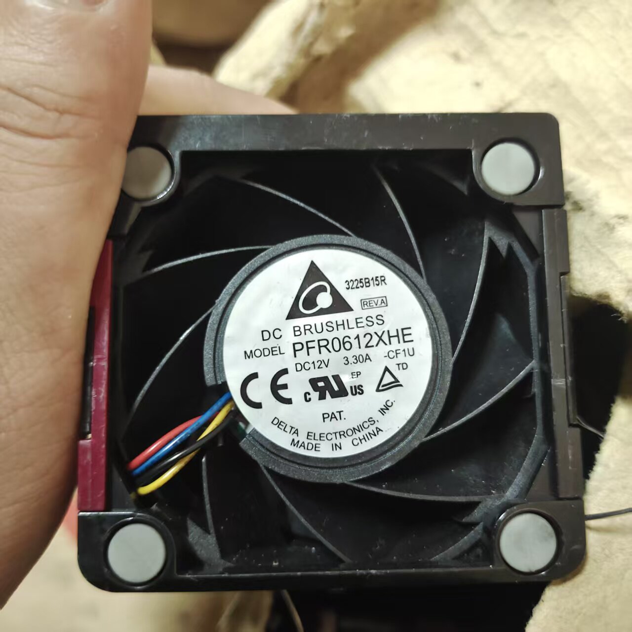 原装暴力正品PFR0612XHE DC12V 3.30A四线3801B17R 工业散热风扇