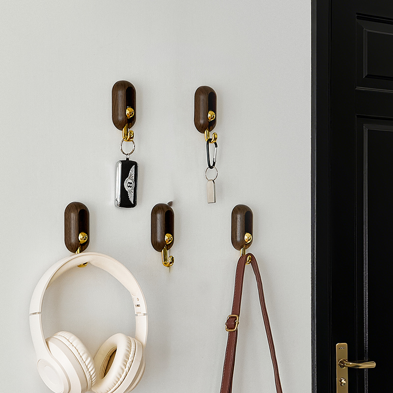 入户玄关高级感木纹钥匙挂钩