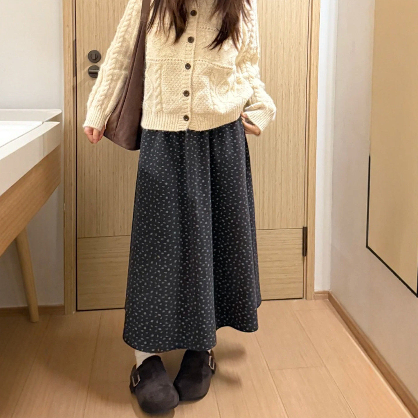 通勤风碎花毛妮裙A字半身裙女高腰显瘦遮胯胖MM梨形身材半身裙