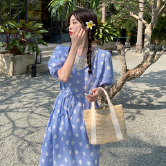 Real shot real price ~ Korean version loose and versatile, fresh little flower lattice pattern shows long and thin dress