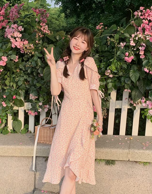 Real price ~ Korean version temperature soft wind irregular bandage medium long yellow floral dress