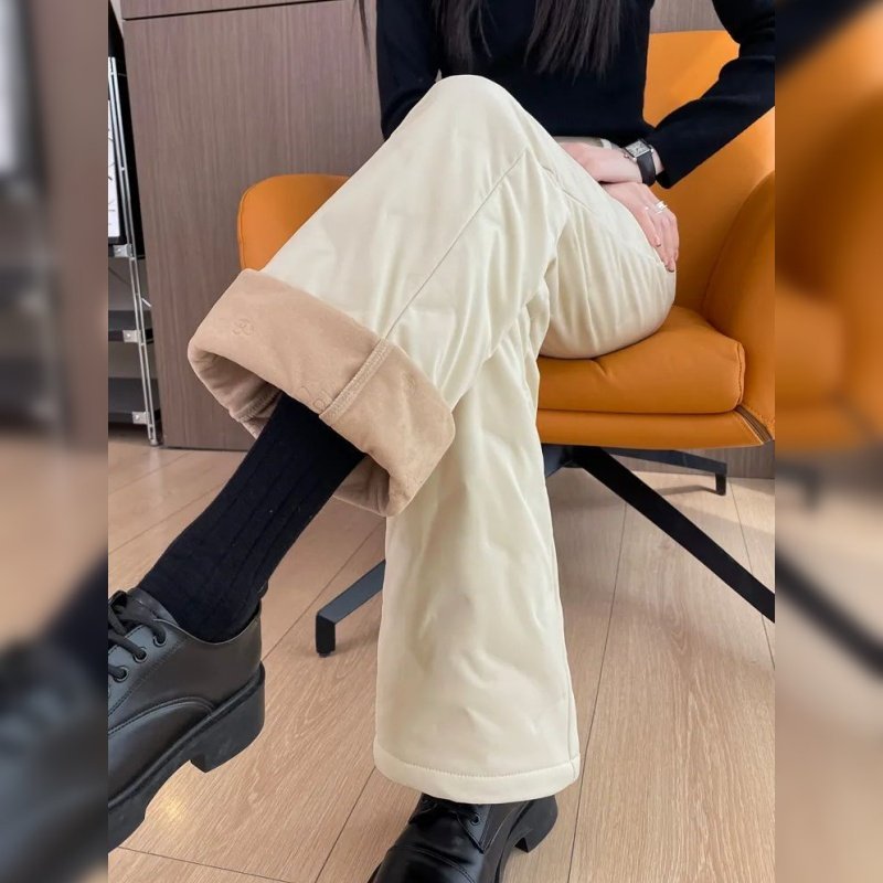 杏色工装羽绒裤女外穿秋冬季2026年新款东北防寒加绒加厚直筒裤子