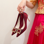 经典 绸缎面气质尖头高跟订婚敬酒鞋 水钻方扣婚鞋 红色秀禾新娘鞋