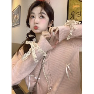 甜美粉色花边拼接毛衣开衫女春季2024新款蝴蝶结宽松短款针织上衣