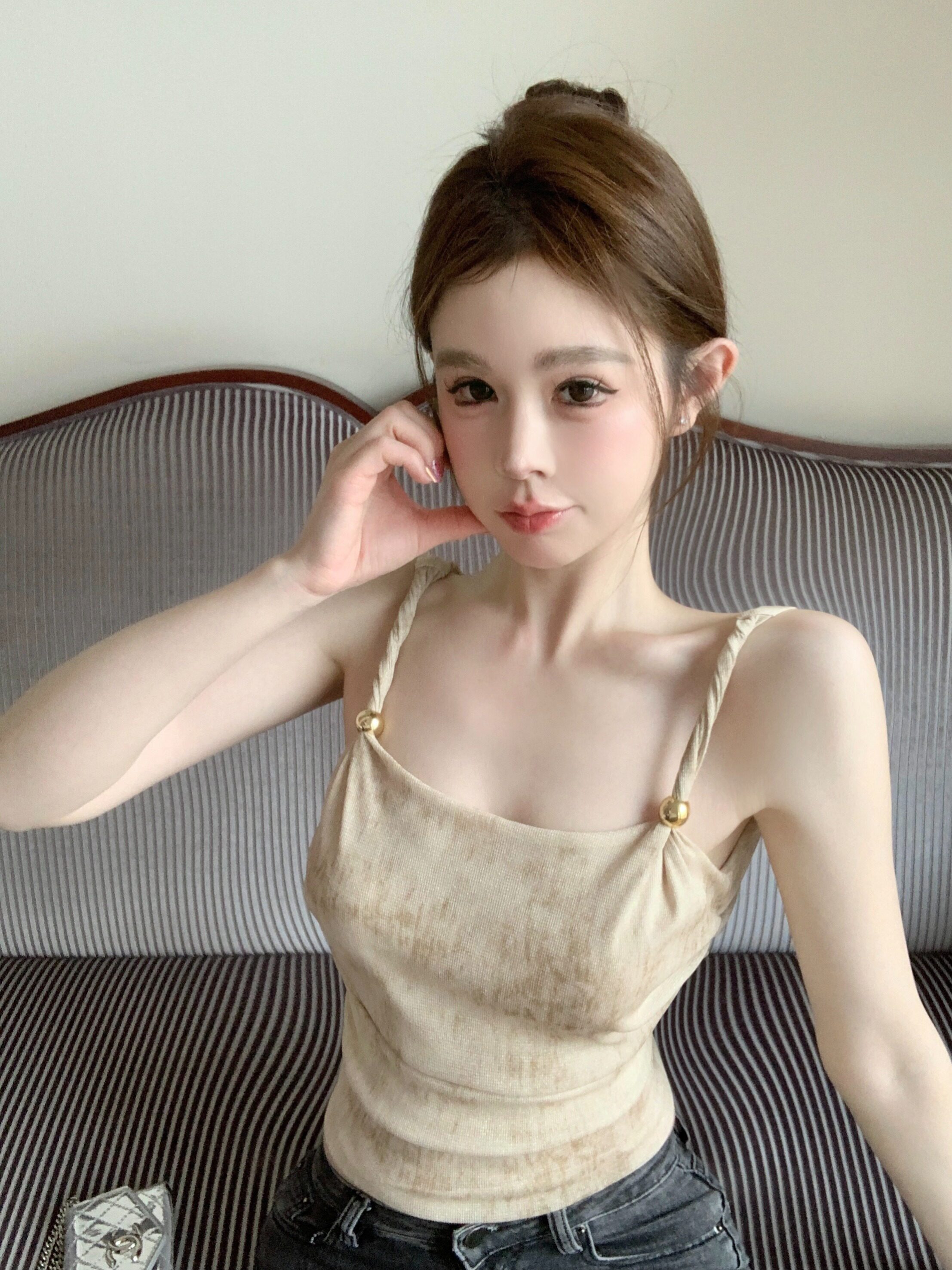 甜辣妹扎染网纱吊带小背心夏季不规则露背无袖吊带金属扣短款上衣