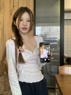 港味小众bm风甜辣长袖短款女碎花开衫纯欲V领内搭吊带背心两件套