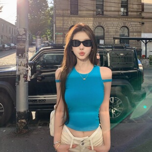 显瘦短款 甜辣吊带多巴胺背心纯欲夏季 修身 无袖 设计上衣潮 外穿新款