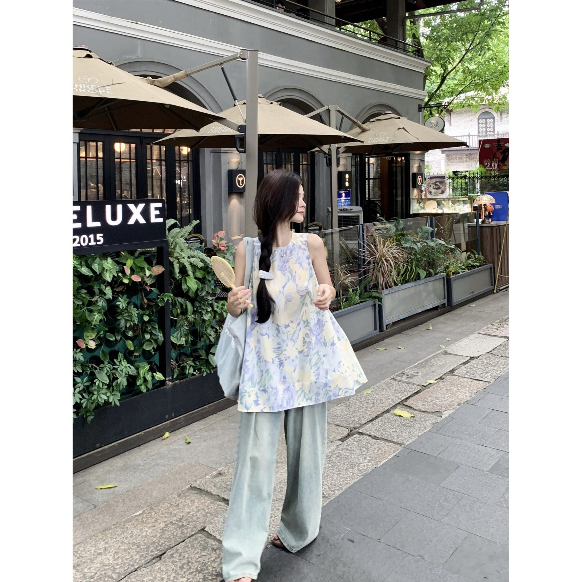 2025夏季新款自制圆领清新蓝色碎花连衣裙女夏慵懒风宽松休闲短裙