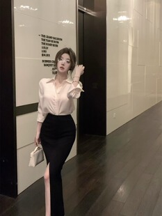 气质白色polo领长袖衬衫女夏收腰显瘦小众衬衣黑色高腰半身裙套装