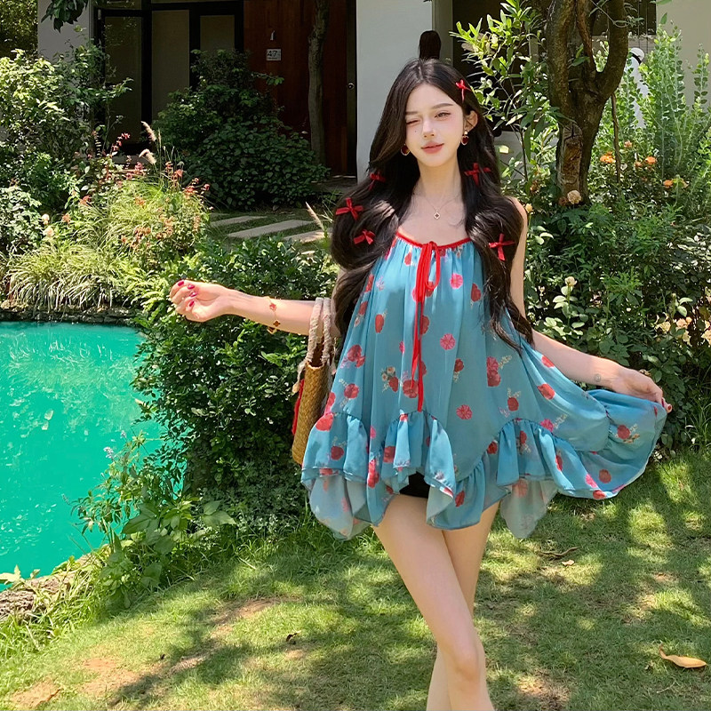 甜美宽松显瘦荷叶边下摆印花温柔碎花吊带背心不规则吊带裙叠穿夏