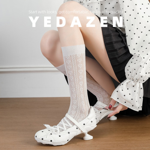 巨好看绝美白色波点高跟鞋女粗跟圆头玛丽珍鞋绑带芭蕾单鞋配裙子