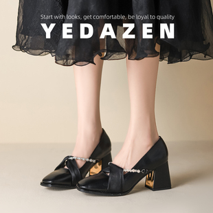 绝美黑色方头小高跟鞋女粗跟不累脚2026新款法式复古玛丽珍珠单鞋