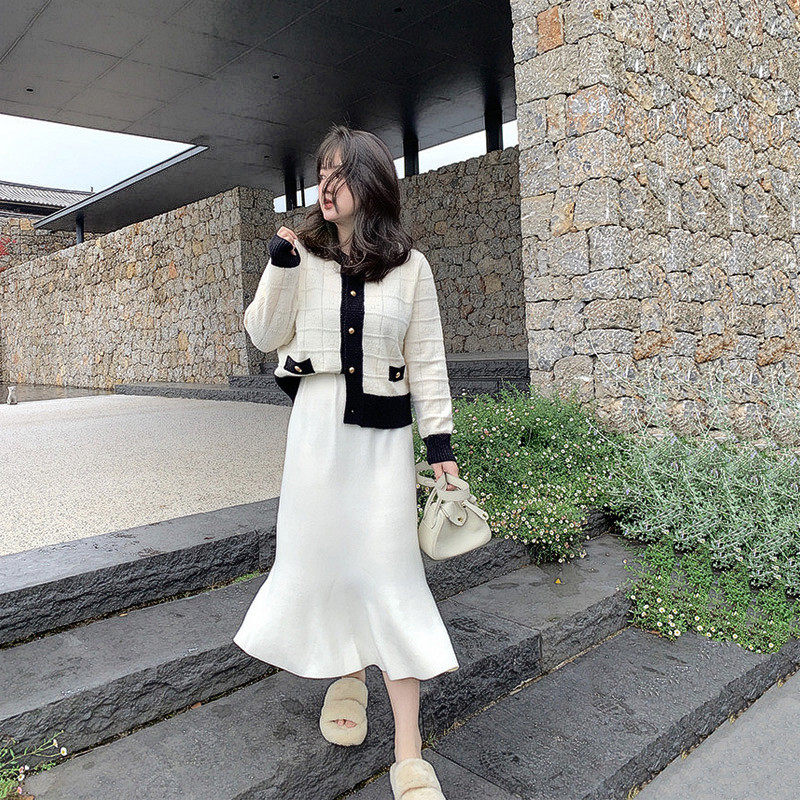 气质不规则白色针织半身裙女秋冬小个子高腰中长款a字包臀鱼尾裙