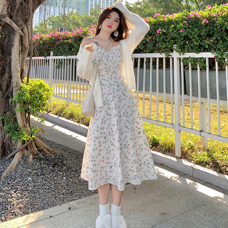 初恋温柔碎花吊带长裙女夏气质