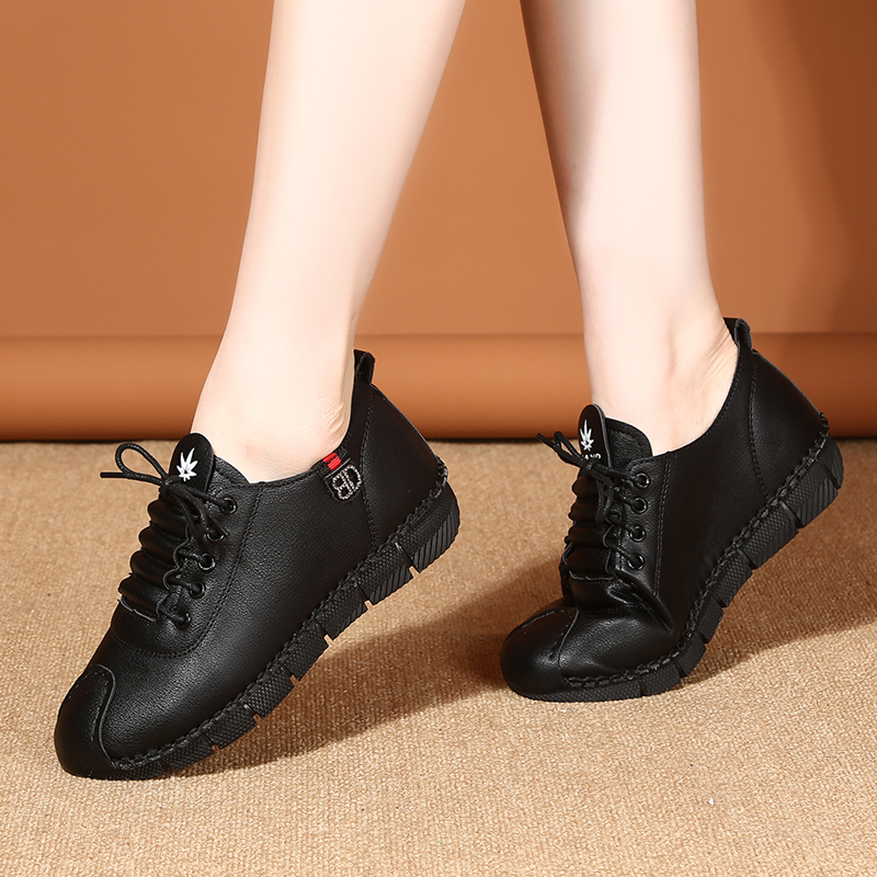 中老年人防滑舒适风手工软底鞋