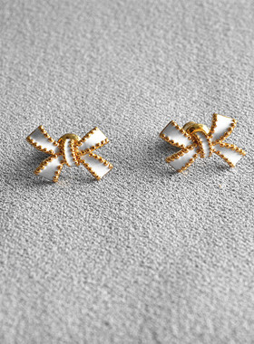 日韩小巧精致甜美公主白色珐琅釉蝴蝶结925银针耳钉时尚耳环通勤