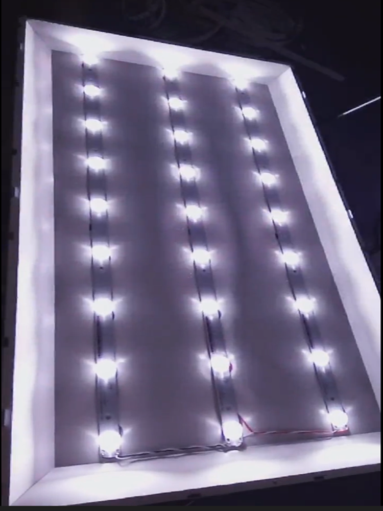 全新三洋32CE660LED灯条4C-LB320T-YH2 006-P2K1683A