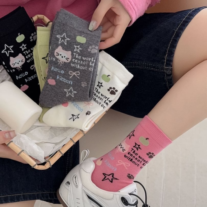 春秋中筒袜新款图案字母小猫卡通创意袜子休闲可爱韩系女袜