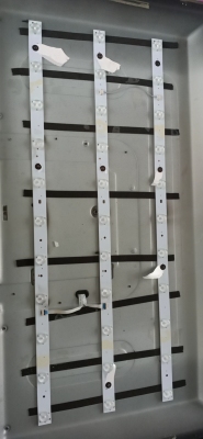 海尔LE32B50灯条30331511205 30331511206 30331511207一套价格