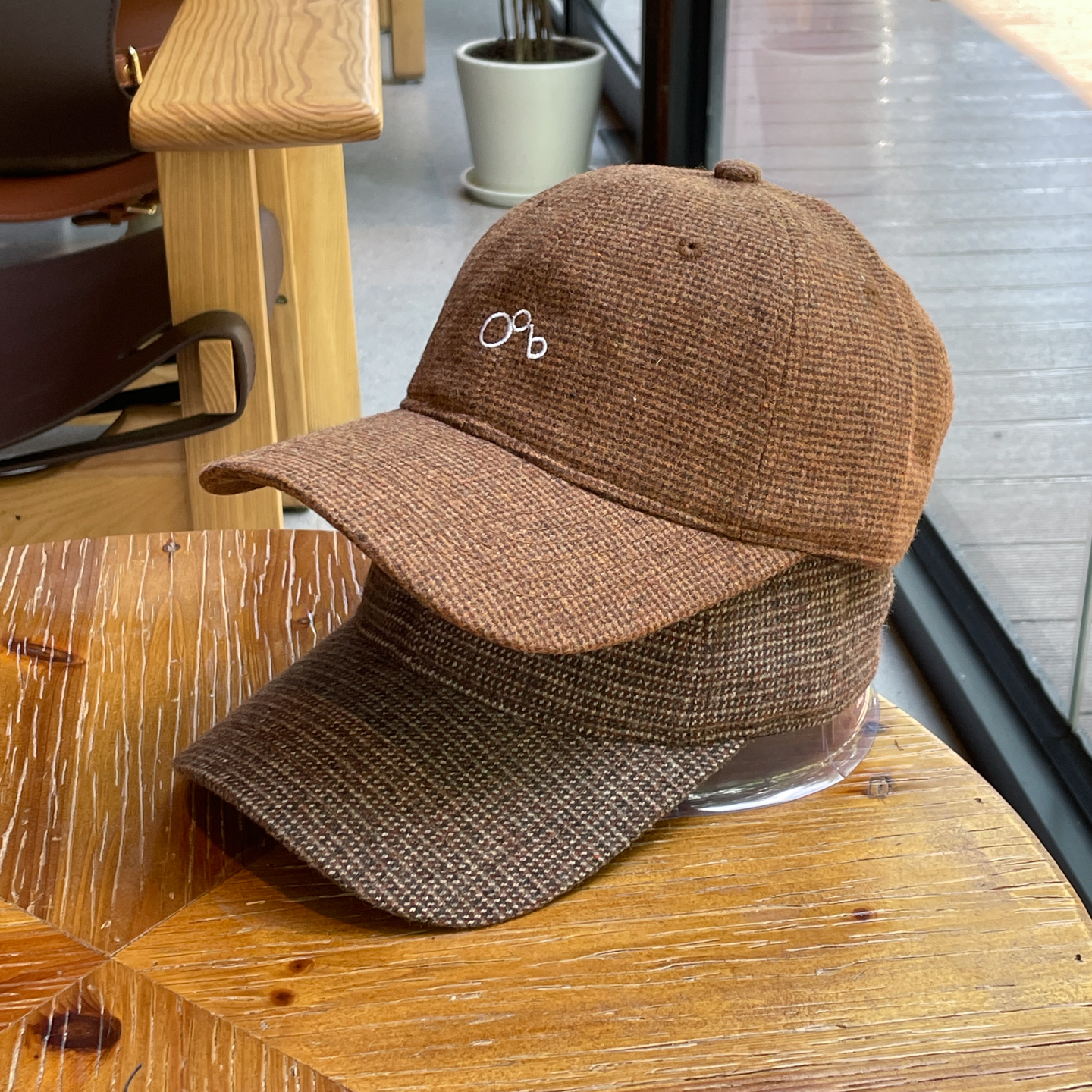 2025年秋季新款毛呢小细格子超有型棒球帽子女韩流情侣款鸭舌帽男