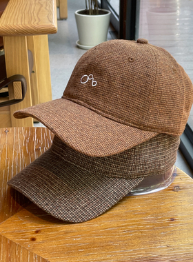 2025年秋季新款毛呢小细格子超有型棒球帽子女韩流情侣款鸭舌帽男