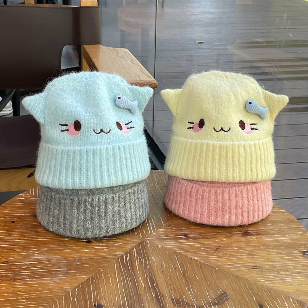 可爱猫咪和鱼毛线帽子女