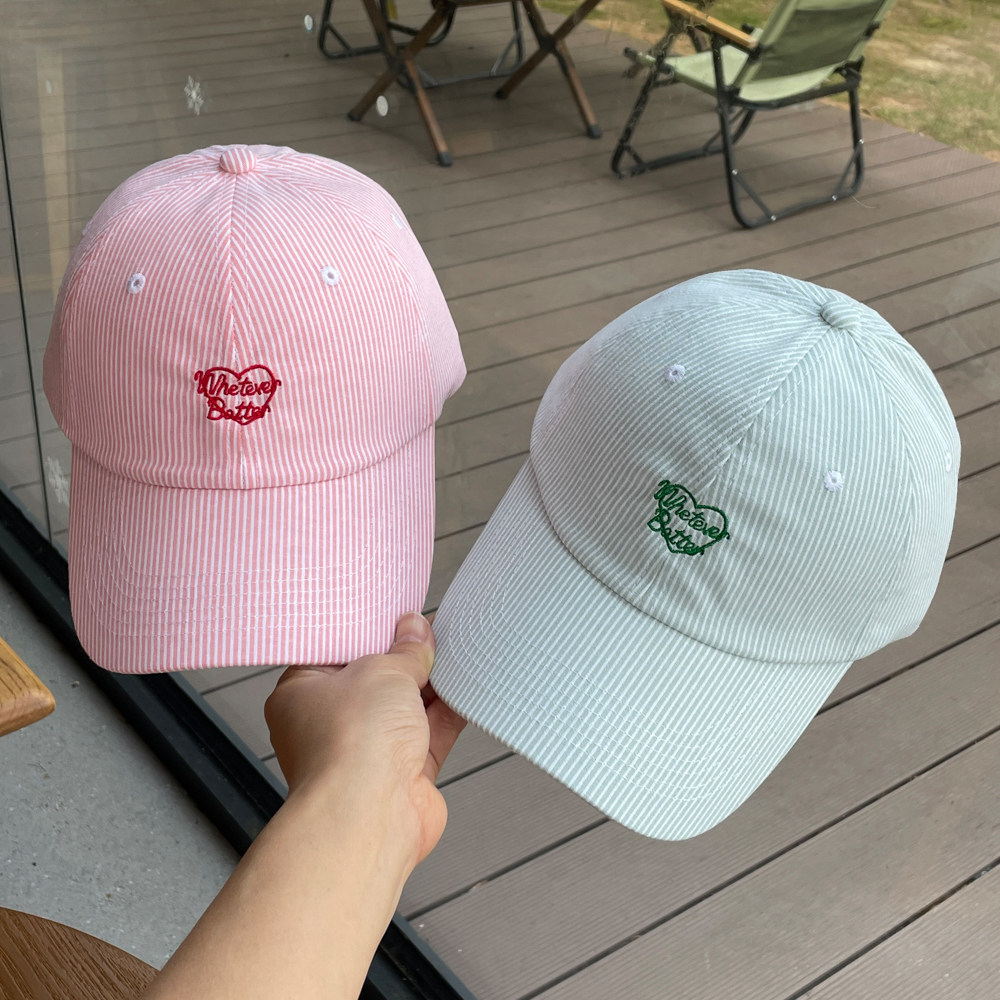 细条纹爱心刺绣鸭舌帽子女春游