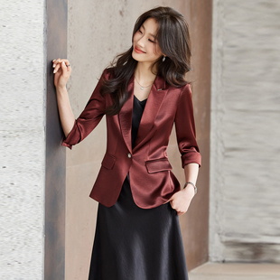 西装外套女春夏2026新款薄款高级感小个子短款休闲西服连衣裙套装