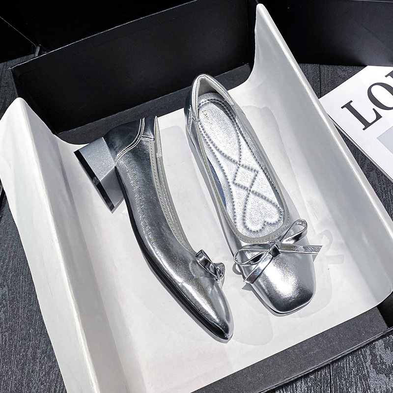 单鞋法式蝴蝶结舒适柔软大码女鞋