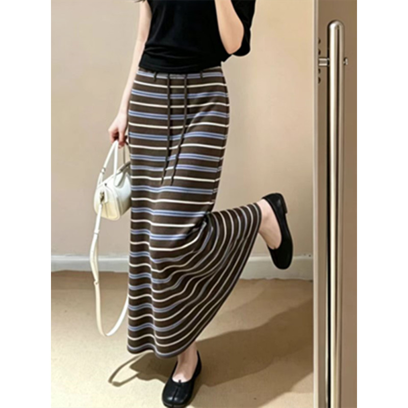 韩系条纹休闲显瘦直筒半身裙女夏季巨好看的撞色松紧腰针织长裙子