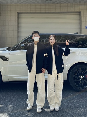 3KU夫妇秋季新款立领拉链双杠针织毛衣开衫外套男女情侣潮流上衣