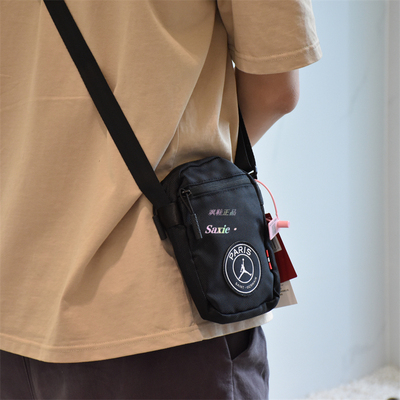 Jordan男女同款运动休闲时尚单肩包斜挎包背包9A0261-023