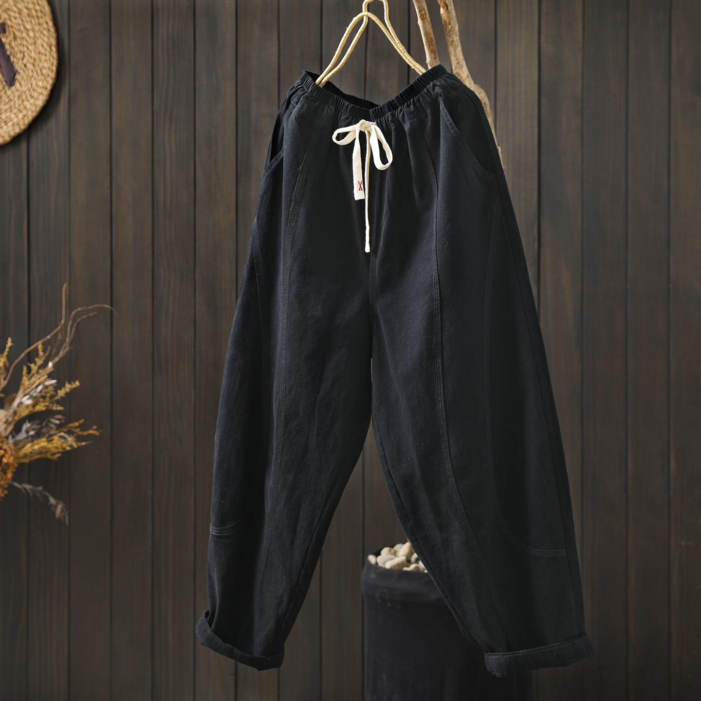 裤子2026新款今年流行爆款春季黑色显瘦遮肉巨好看时尚九分哈伦裤